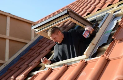 Pose de fenêtres de toit Velux à Angos